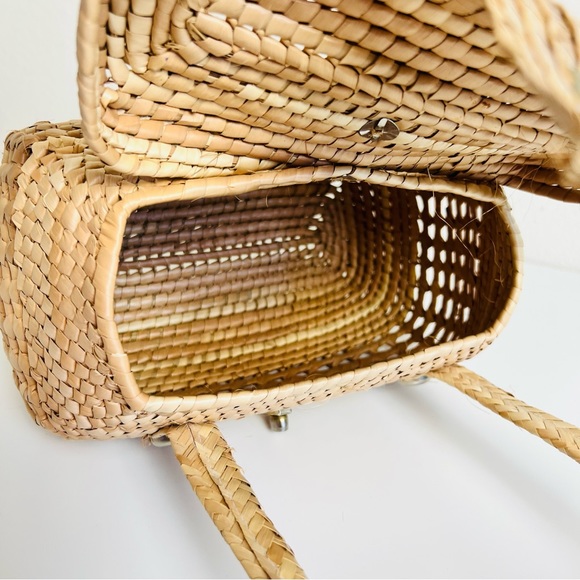VTG Woven Natural Straw Latch Basket Purse Bag - Picture 5 of 5